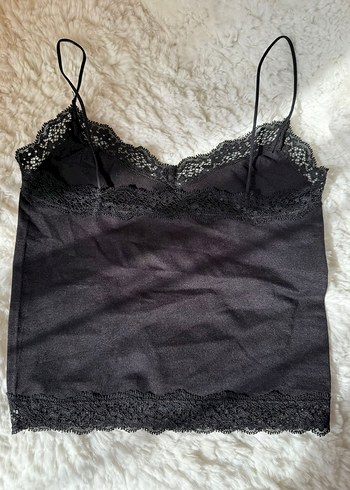 Dantel detaylı siyah crop top - Görsel 2