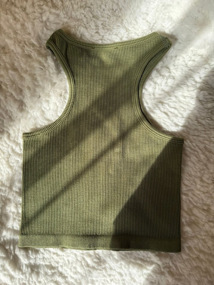 Urban outfitters haki yeşili crop top - Görsel 2