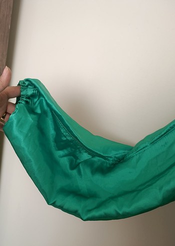 Yeşil Parlak V Yaka Kadın Bluz - Görsel 4