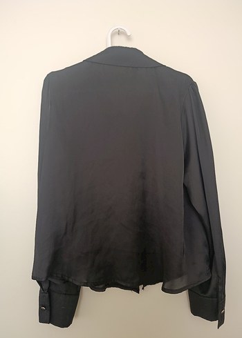 Siyah Düğmeli Uzun Kollu Kadın Gömlek - Görsel 3