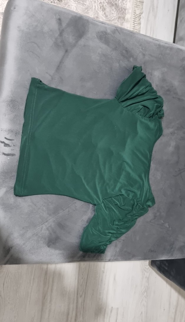 Drapeli V Yakalı Yeşil Kadın Bluz - Görsel 4