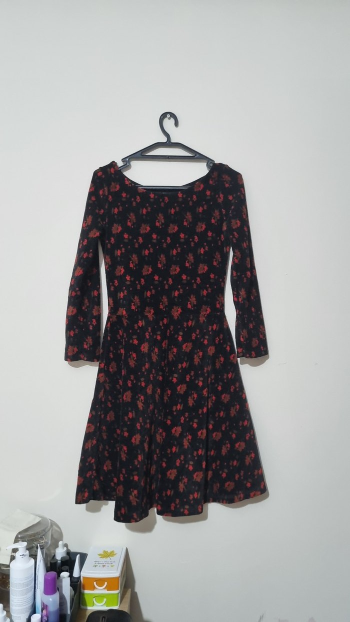 Kırmızı Siyah Bağlama Desenli Uzun Kollu Midi Elbise - Görsel 4