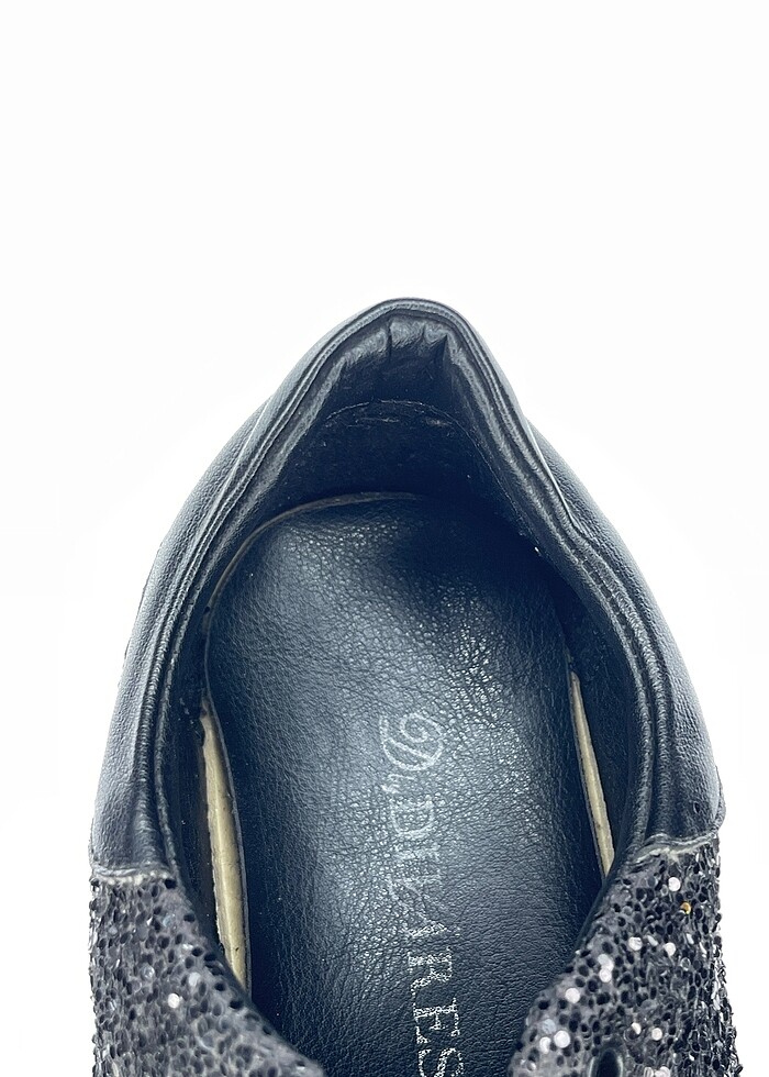 Divarese Spor Ayakkabı %70 İndirimli. - Görsel 4