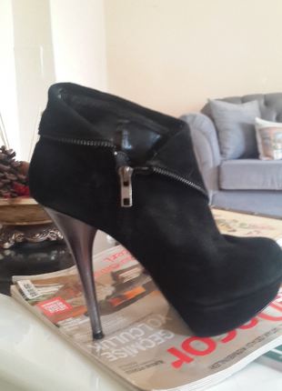 Steve Madden steve madden fermuar detayli süet bot