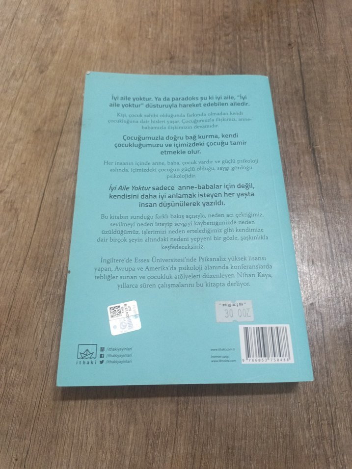 İyi Aile Yoktur - Nihan Kaya - Görsel 2