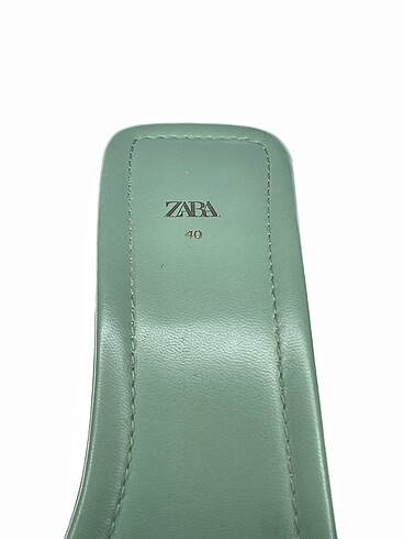 40 Beden çeşitli Renk Zara Terlik %70 İndirimli.