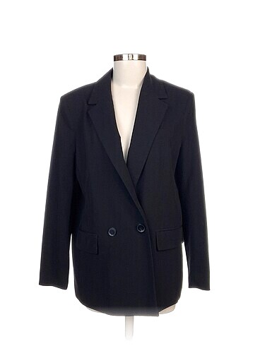 Bershka Blazer %70 İndirimli.