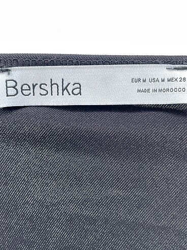 m Beden siyah Renk Bershka Bluz %70 İndirimli.