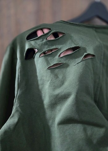 Haki Zincir Detaylı kadın Sweatshirt - Görsel 3