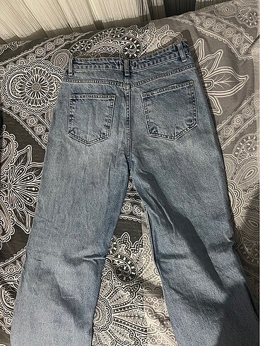 xs Beden Yırtık jean