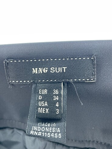 36 Beden siyah Renk Mango Midi Etek %70 İndirimli.