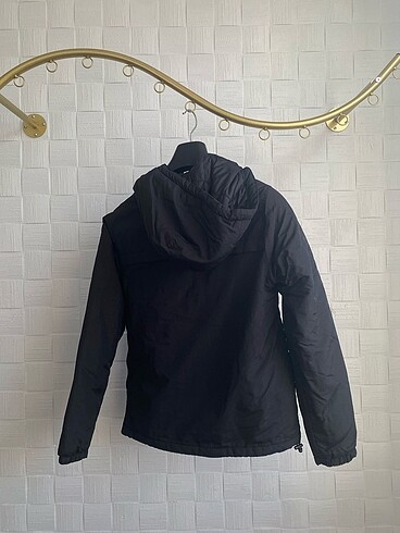 Pull and Bear Pull Bear Mont