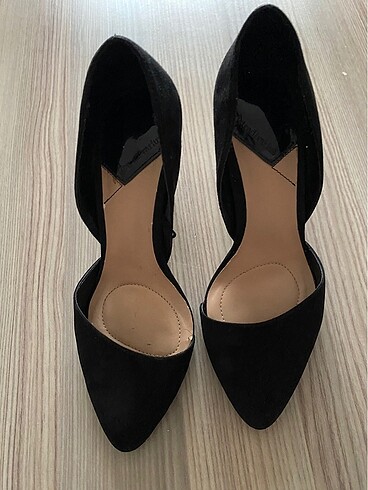 Stradivarius siyah süet stiletto
