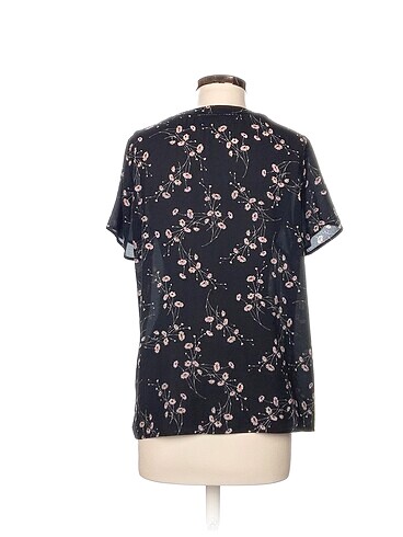 42 Beden LC Waikiki Bluz %70 İndirimli.
