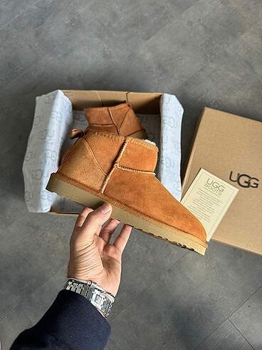 UGG W CLASSİC ULTRA MİNİ PLATFORM BOOT TABA