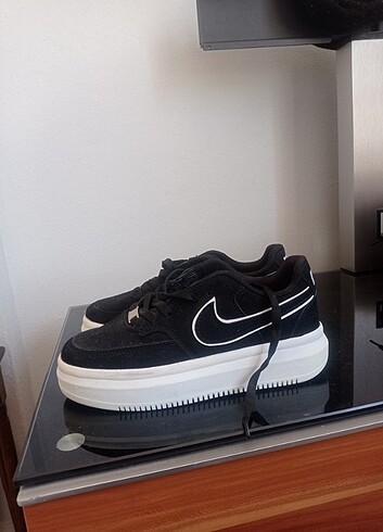 39 Beden siyah Renk Nike spor ayakkabı 