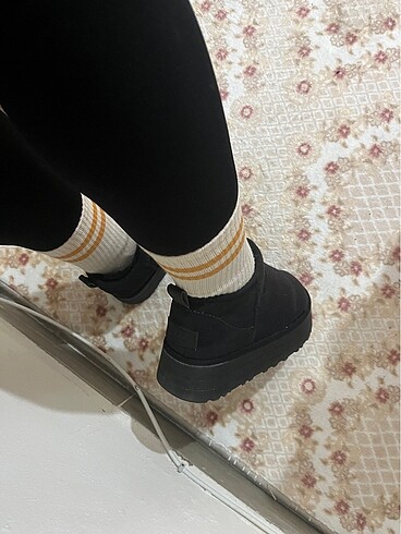 UGG bot