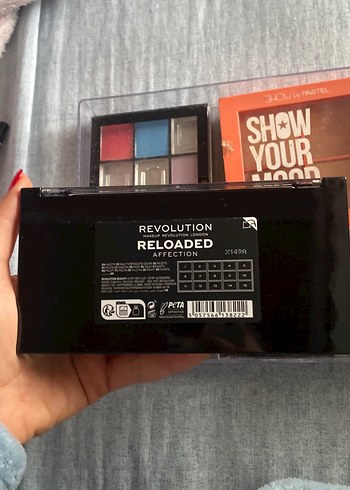 Makeup Revolution Kahverengi Far Paleti - Görsel 2