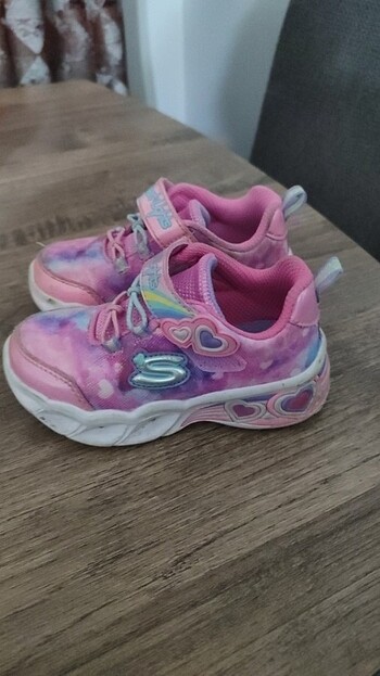 23 Beden Skechers kız çocuk spor ayakkabı