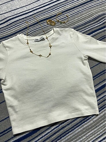 zara beyaz crop