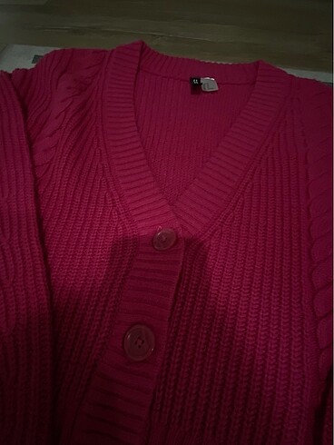 m Beden H&M marka crop hırka kazak