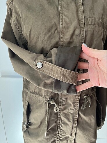 m Beden Bershka haki parka