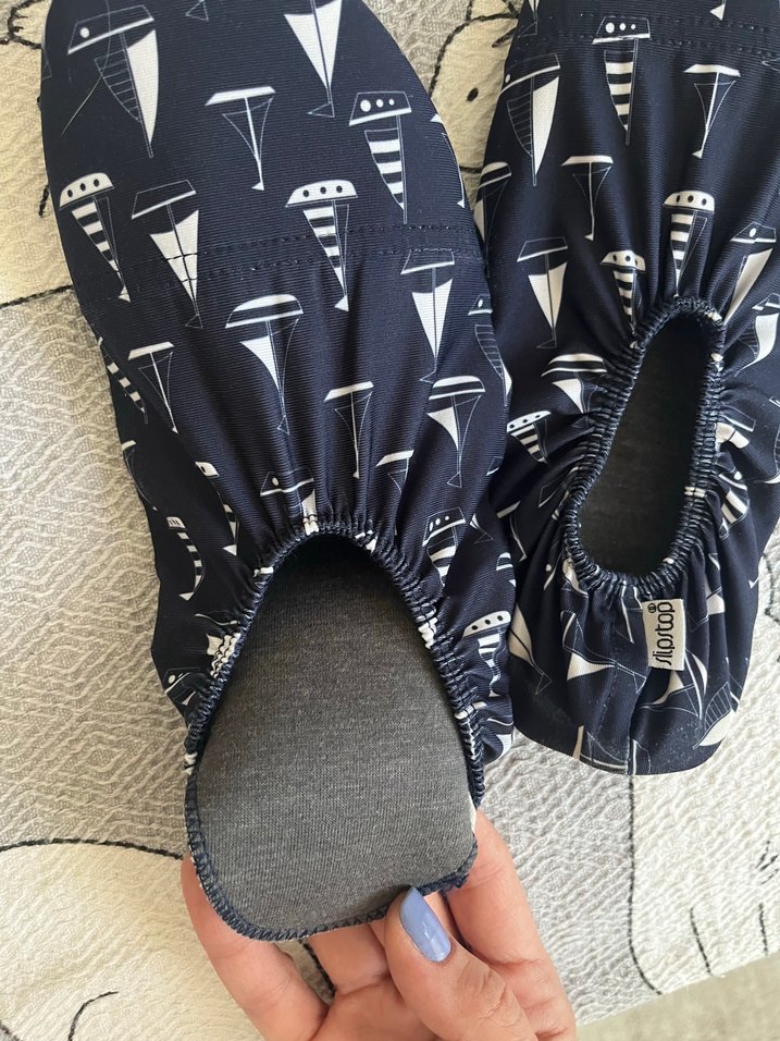 Lacivert Baskılı Kaydırmaz Deniz Ayakkabısı - Görsel 4