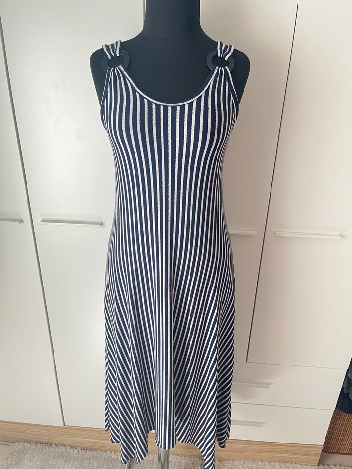 Çizgili, Bisiklet Yaka, Midi Triko Elbise - Görsel 2