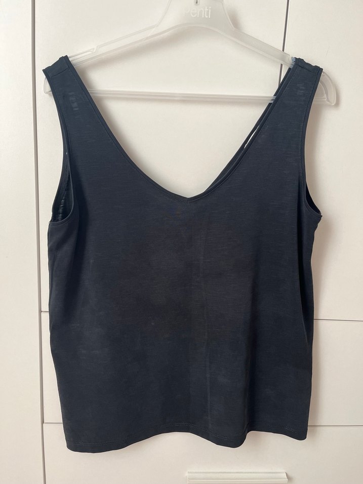 Siyah V Yakalı Salaş Modal Atlet - Görsel 3