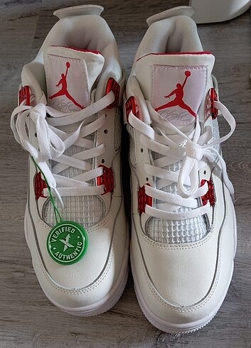 Nike Air Jordan Red Metallic 4 