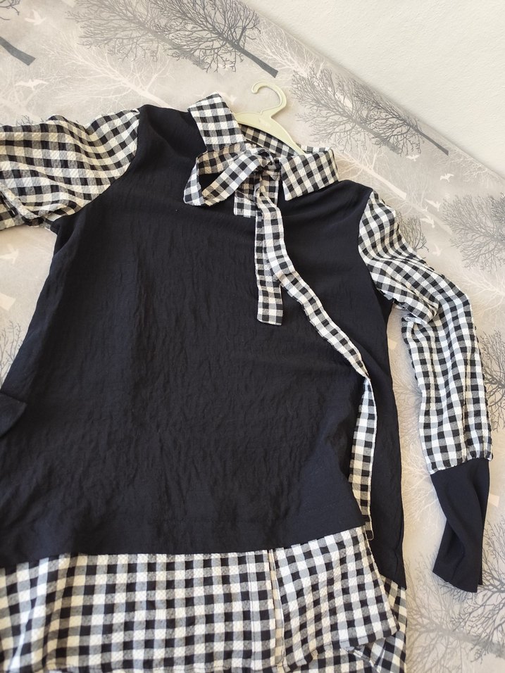 Düğmeli Siyah Ekose  Bluz - Görsel 2