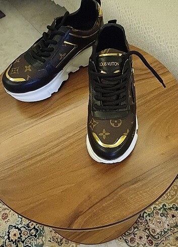 39 Beden Louis vuitton ayakkabı