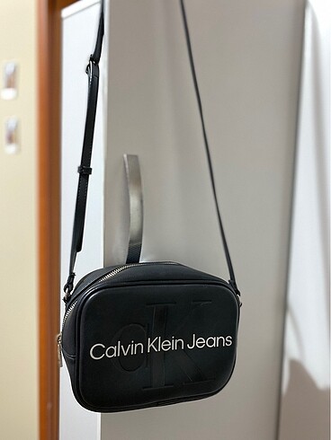 Calvin Klein çanta