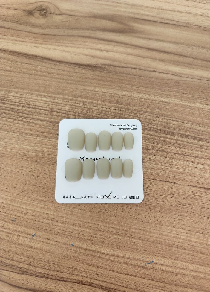 TAKMA TIRNAKLAR - Görsel 2