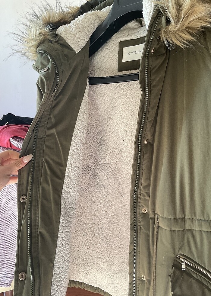 Haki mont
 - Görsel 2