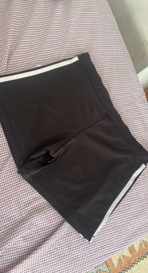 Siyah Adidas Elastik Belli Spor Şort - Görsel 4