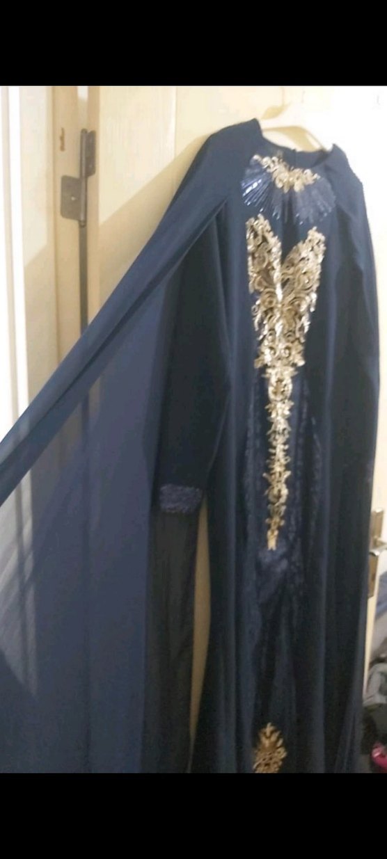 Lacivert Nakışlı Uzun Kollu Abiye Elbise - Görsel 2