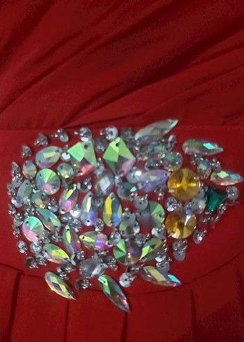 Uzun Kırmızı Drapeli Straplez Abiye Elbise - Görsel 5