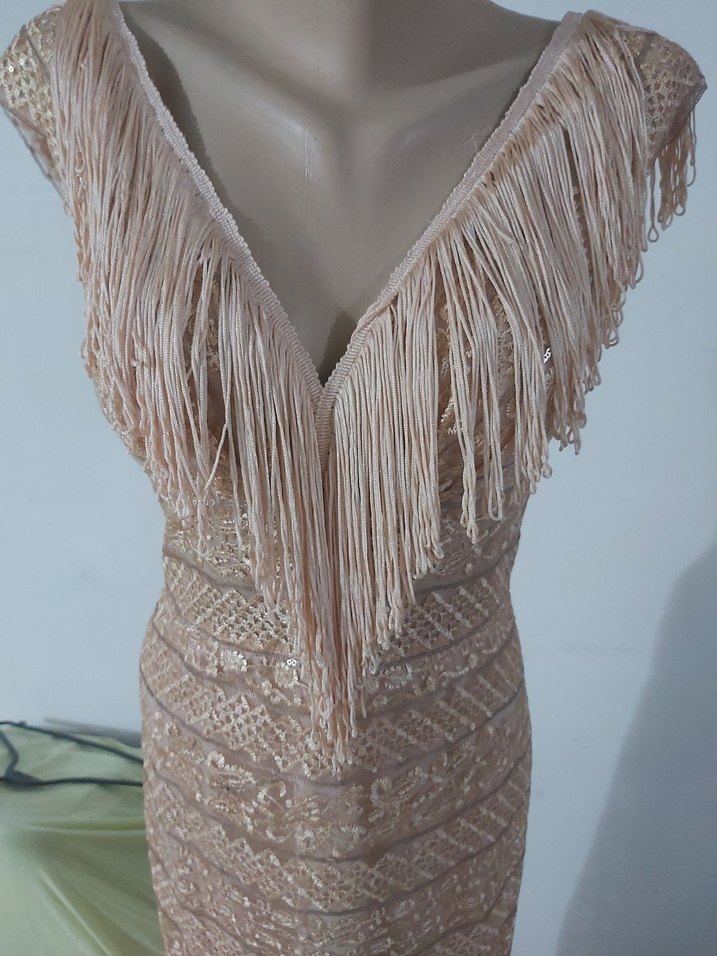 Bej Yılan Desenli Drapeli Uzun Abiye Elbise - Görsel 2