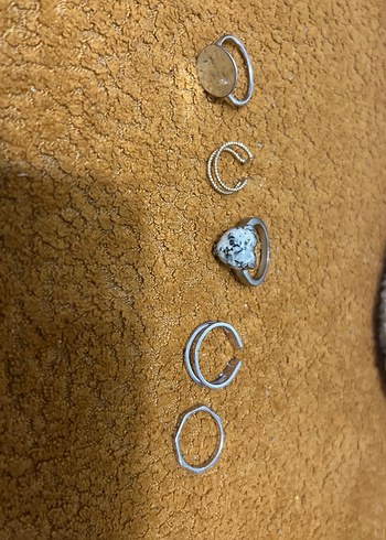 Gri ve Camel Renkli Kedi Aksesuarları - Görsel 2