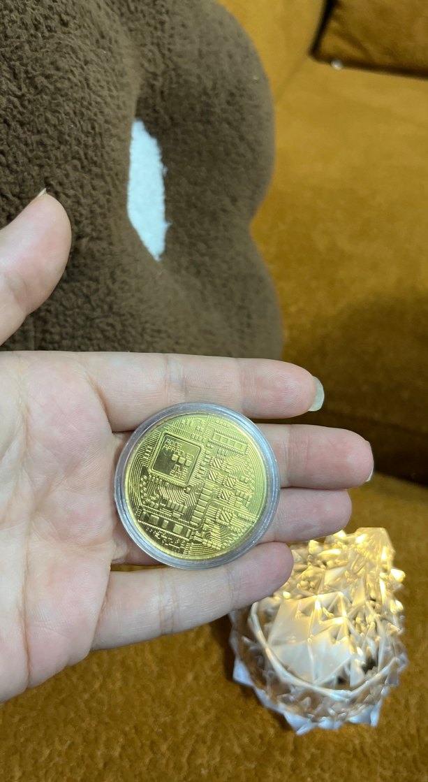 Altın Renkli Makyaj Süngeri - Görsel 3