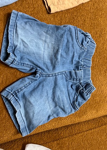 Bej Renkli Erkek Çocuk Rahat Kesim Denim Şort - Görsel 3