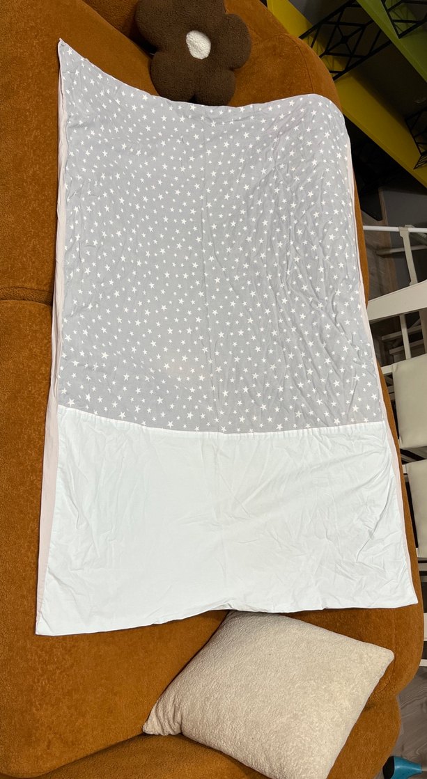 Gri Yıldız Desenli Çocuk Battaniyesi - Görsel 3