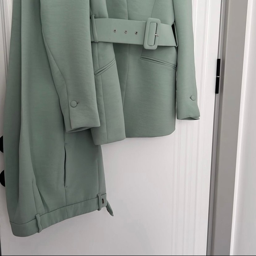 Kadın su yeşili Kemerli Midi Blazer ve pantolon - Görsel 4