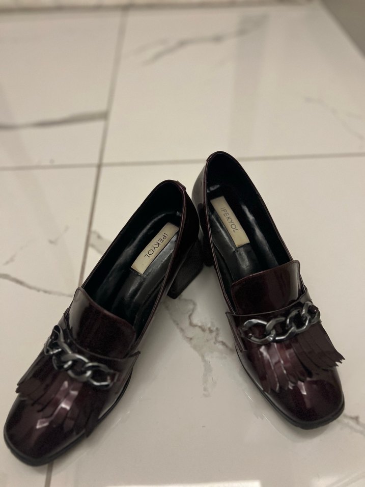 ipekyol Bordo Zincir Detaylı Blok Topuklu Klasik Ayakkabı - Görsel 5