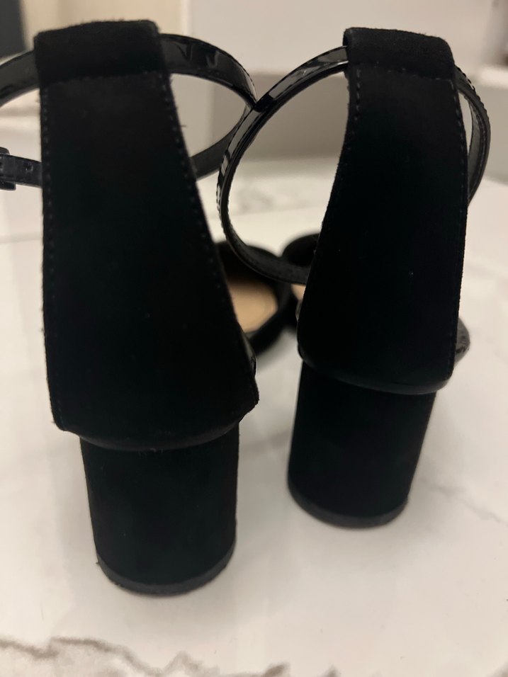 bershka Siyah Süet Tokalı Stiletto - Görsel 2