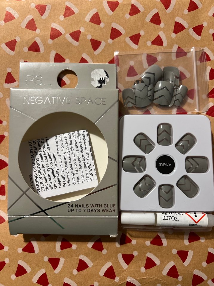 Gri Negatif Alan 24 Yapışkanlı Tırnak - Görsel 2