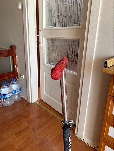  Beden kırmızı Renk çocuk scooter