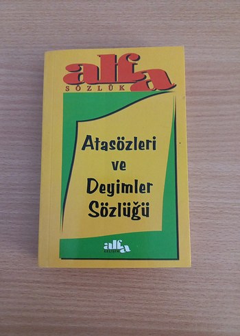 Atasözleri ve Deyimler Sözlüğü