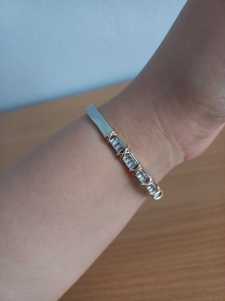 XOXO Model Çelik Kelepçe Bileklik - Görsel 3